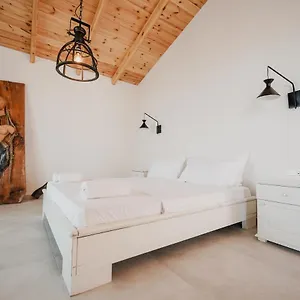 https://drymades-resort.albaniahotels.org